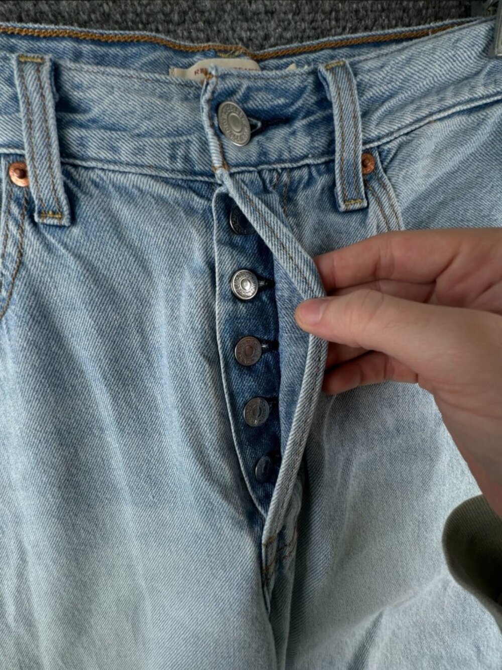 Levi’s Premium Ribcage Straight Light Wash Denim Jean Big E Cotton Lyocell 30x22 - Picture 8 of 15